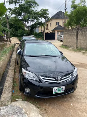 Toyota Corolla 2012 Black