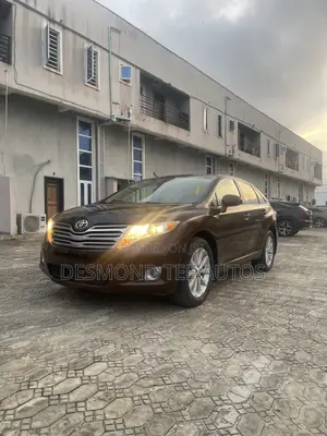 Toyota Venza AWD 2012 Brown