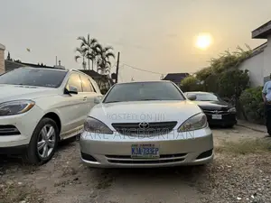 Toyota Camry 2003 Silver