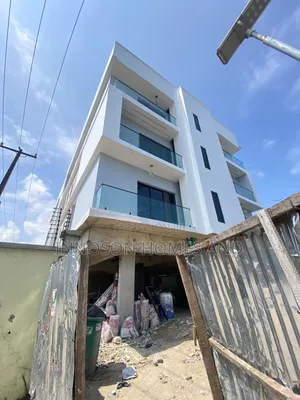 2bdrm Apartment in Osapa london for sale