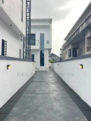 4bdrm Duplex in Sangotedo for sale
