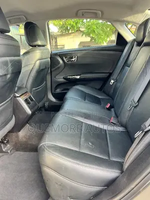 Toyota Avalon XLE Premium 4dr Sedan (3.5L 6cyl 6A) 2014 Gold