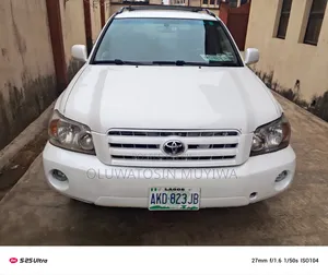 Toyota Highlander Limited V6 2005 White