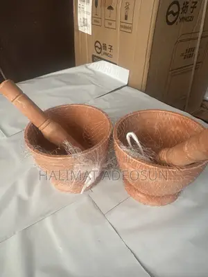 Small Mortal and Pestle