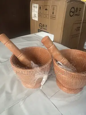 Small Mortal and Pestle
