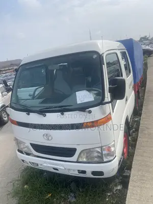 Toyota Dyna Double Cabin Pickup/Tarpaulin Back