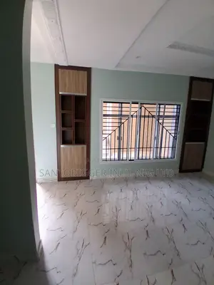 4bdrm Townhouse / Terrace in Santobigger, Sabon Lugbe for rent
