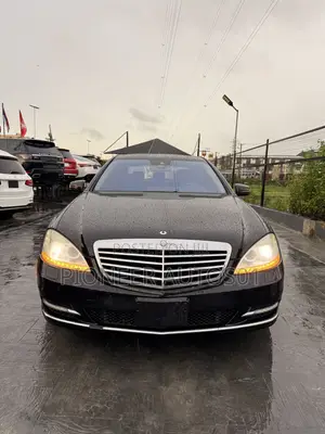Mercedes-Benz S-Class 2012 Black