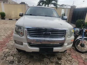 Ford Explorer 2010 White