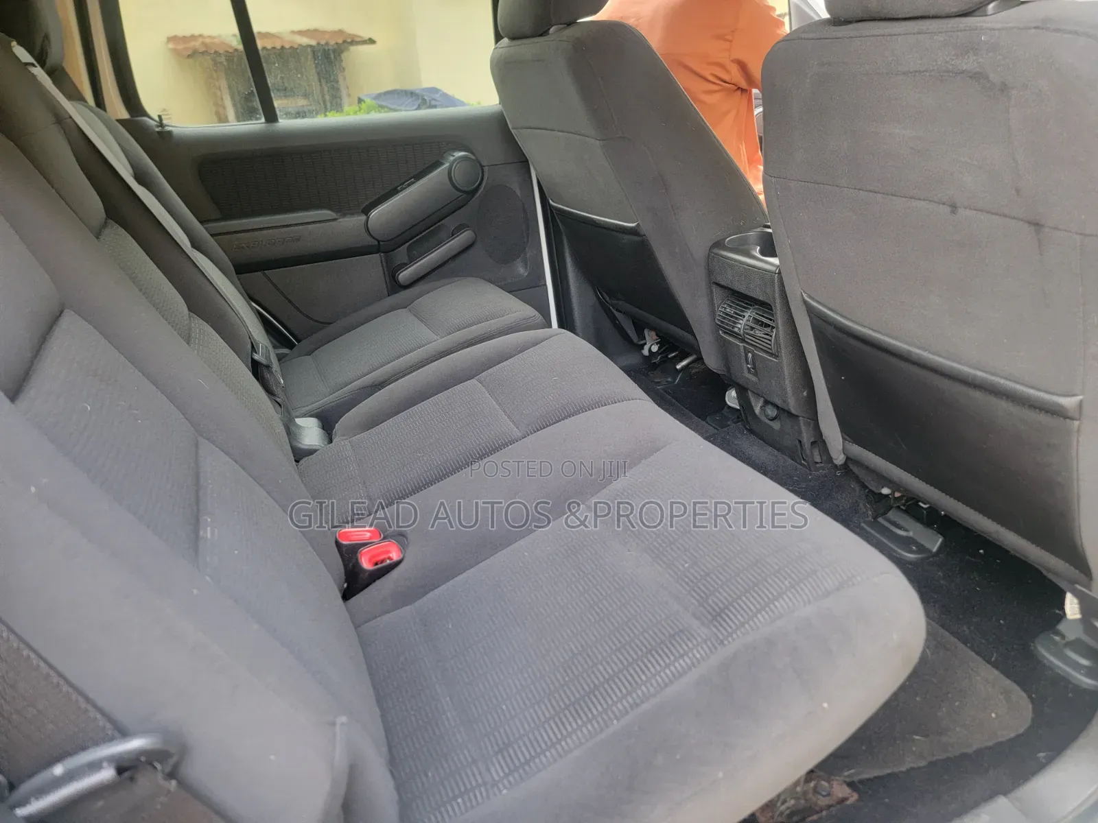 Ford Explorer 2010 White