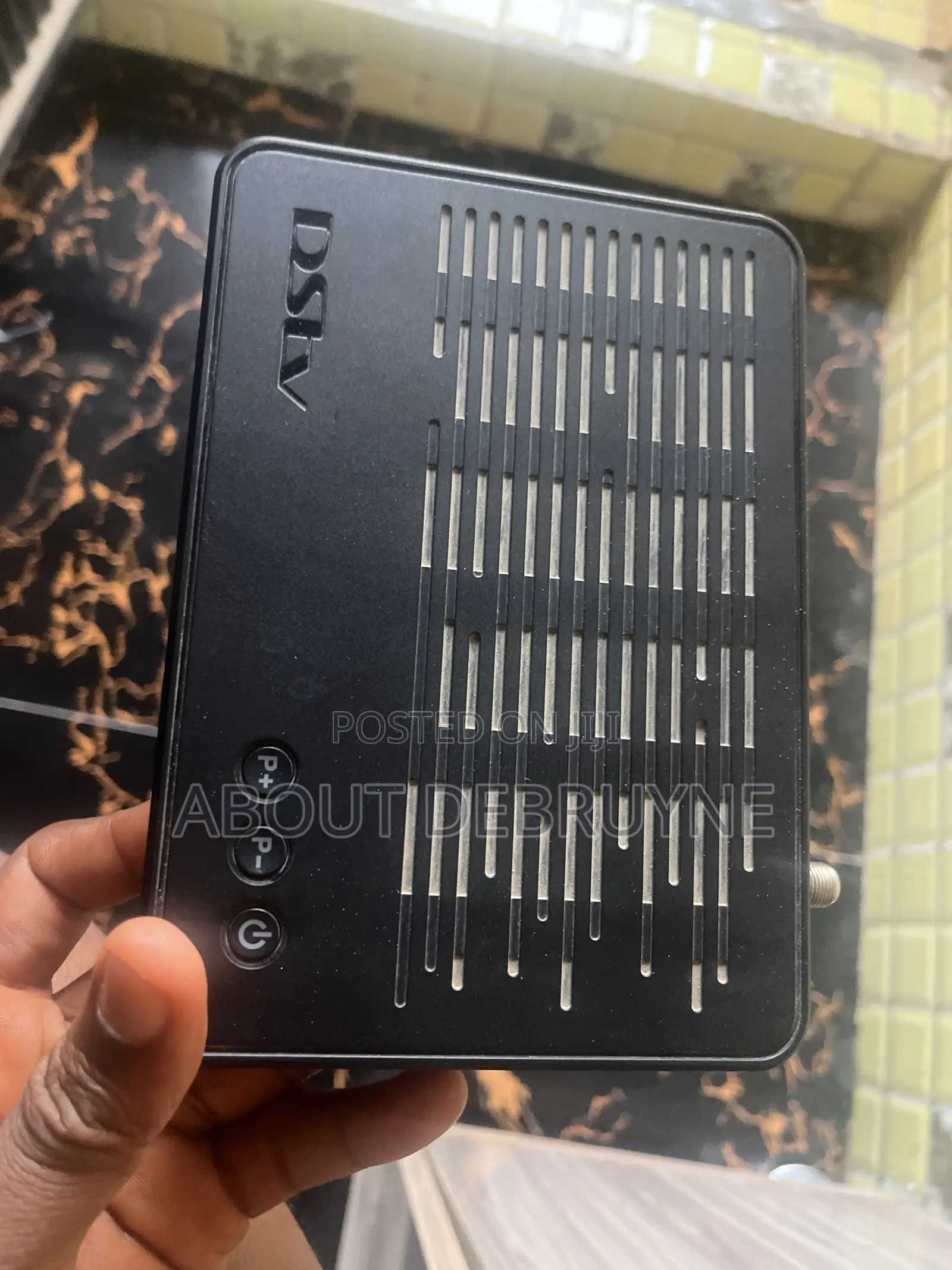 DSTV Dish Anthena and Decoder Everything Is Working Perfectly