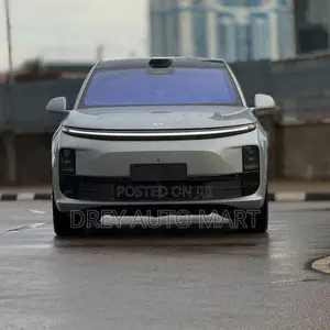 New Li Auto L6 2025 Silver