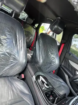 Mercedes-Benz GLC-Class 2018 Gray
