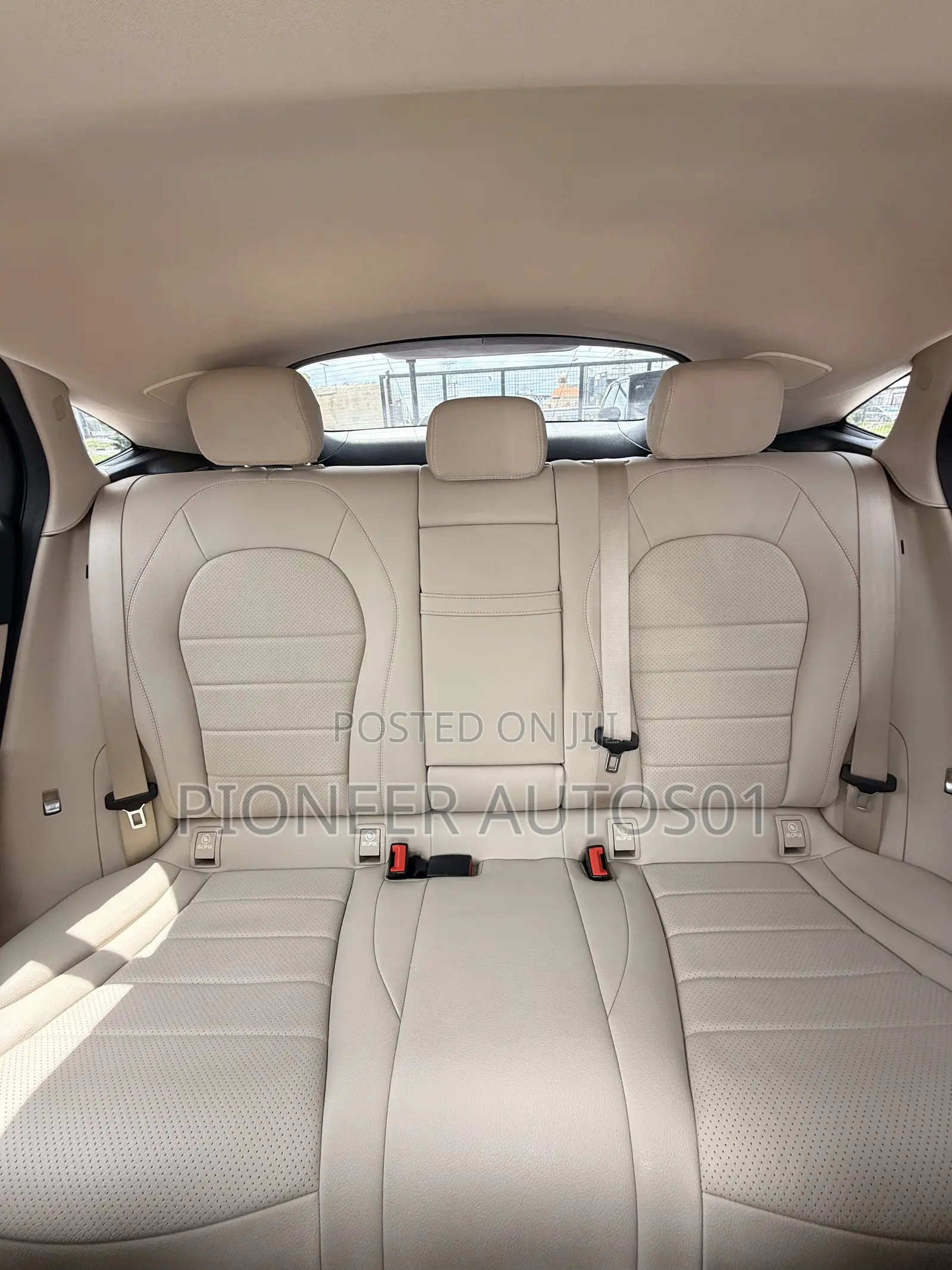 Mercedes-Benz GLC-Class 2018 Red