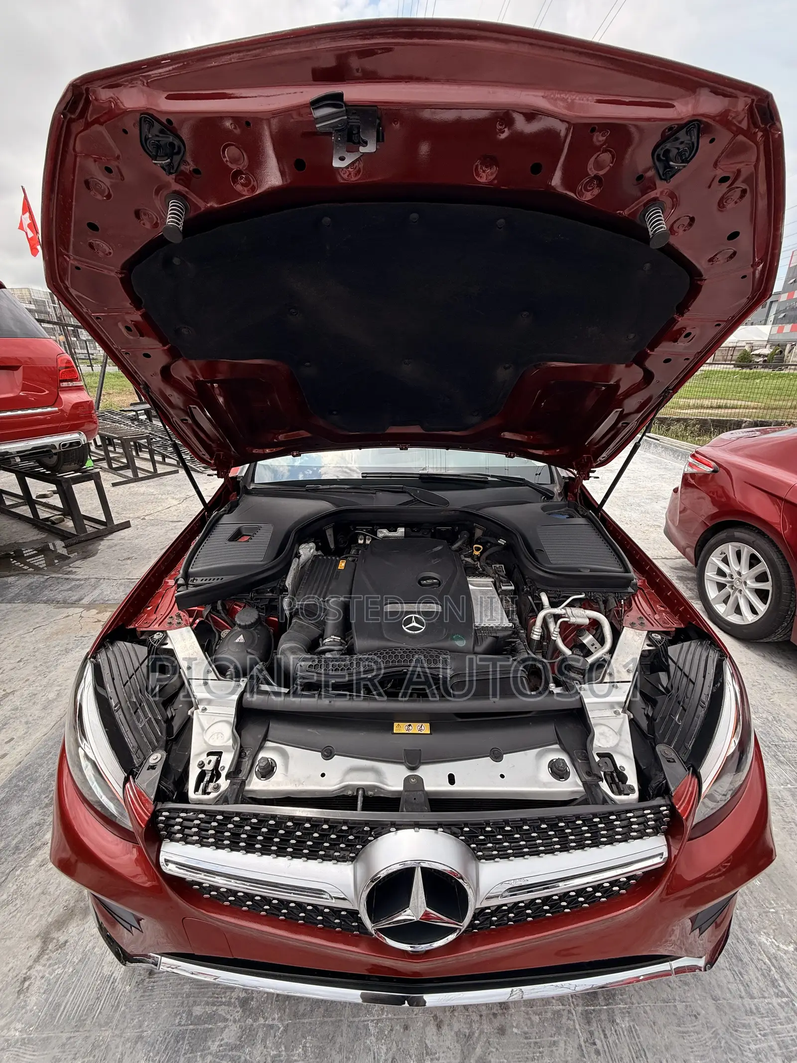 Mercedes-Benz GLC-Class 2018 Red
