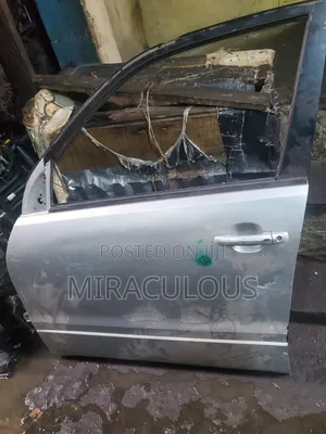 Front Door Suzuki Vitara 2006,2008,2010,2012 Model