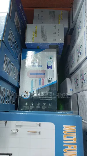 Light Tooth Brush Sterilizer Holder and Cleaner