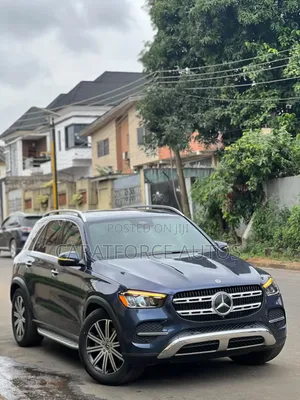 Mercedes-Benz GLE-Class 2025 Blue