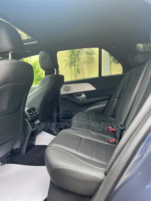 Mercedes-Benz GLE-Class 2025 Blue