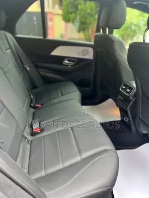 Mercedes-Benz GLE-Class 2025 Blue