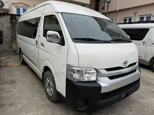 Toyota HiAce 2015 White