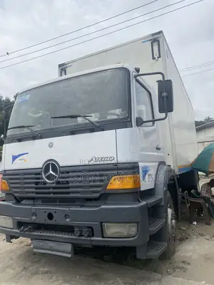 Mercedes Benz 1828 Atego Container Truck