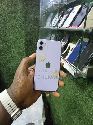Apple iPhone 11 64 GB Purple