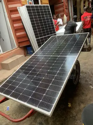 610w Jinko Mono Solar Panel Half Cut 144cell in Stock