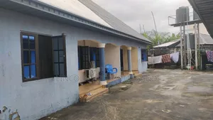 2bdrm Block of Flats in Oron Road Before, Uyo for sale