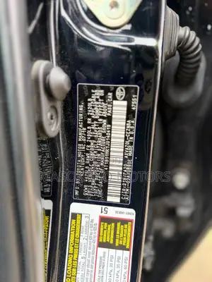 Toyota Camry LE FWD (2.5L 4cyl 8AM) 2018 Black