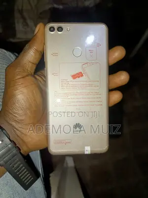 Huawei Y9 128 GB Gold