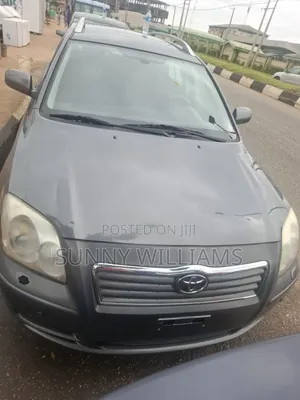Toyota Avensis 2005 Gray