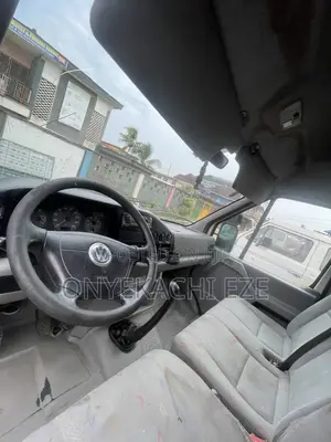 Volkswagen LT 2005 White