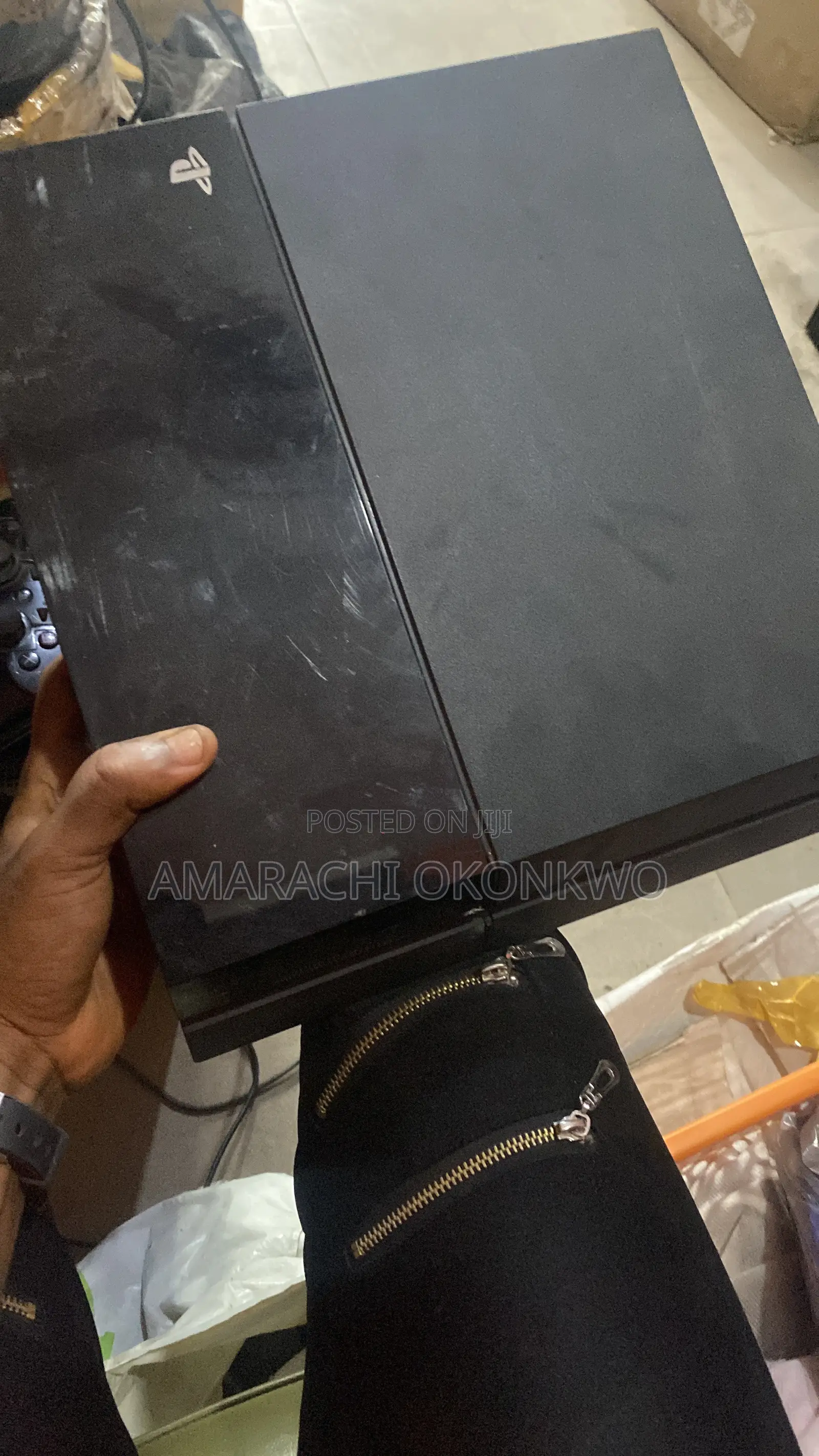 Ps4 Console and Controller