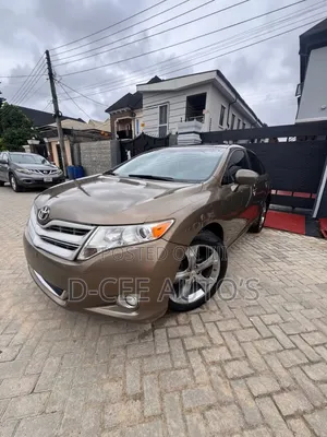 Toyota Venza 2012 Brown