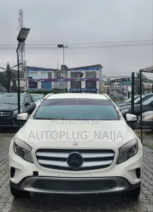 Mercedes-Benz GLA 250 2017 White
