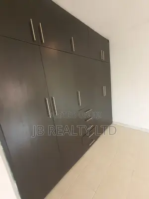 Mini Flat in Lekki Phase 1 for rent