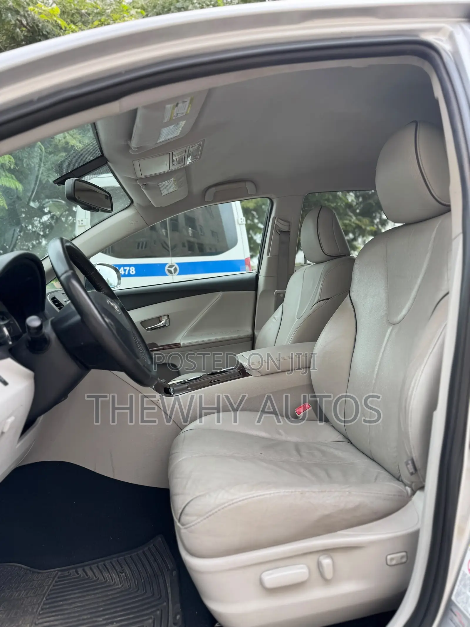 Toyota Venza V6 2010 Silver