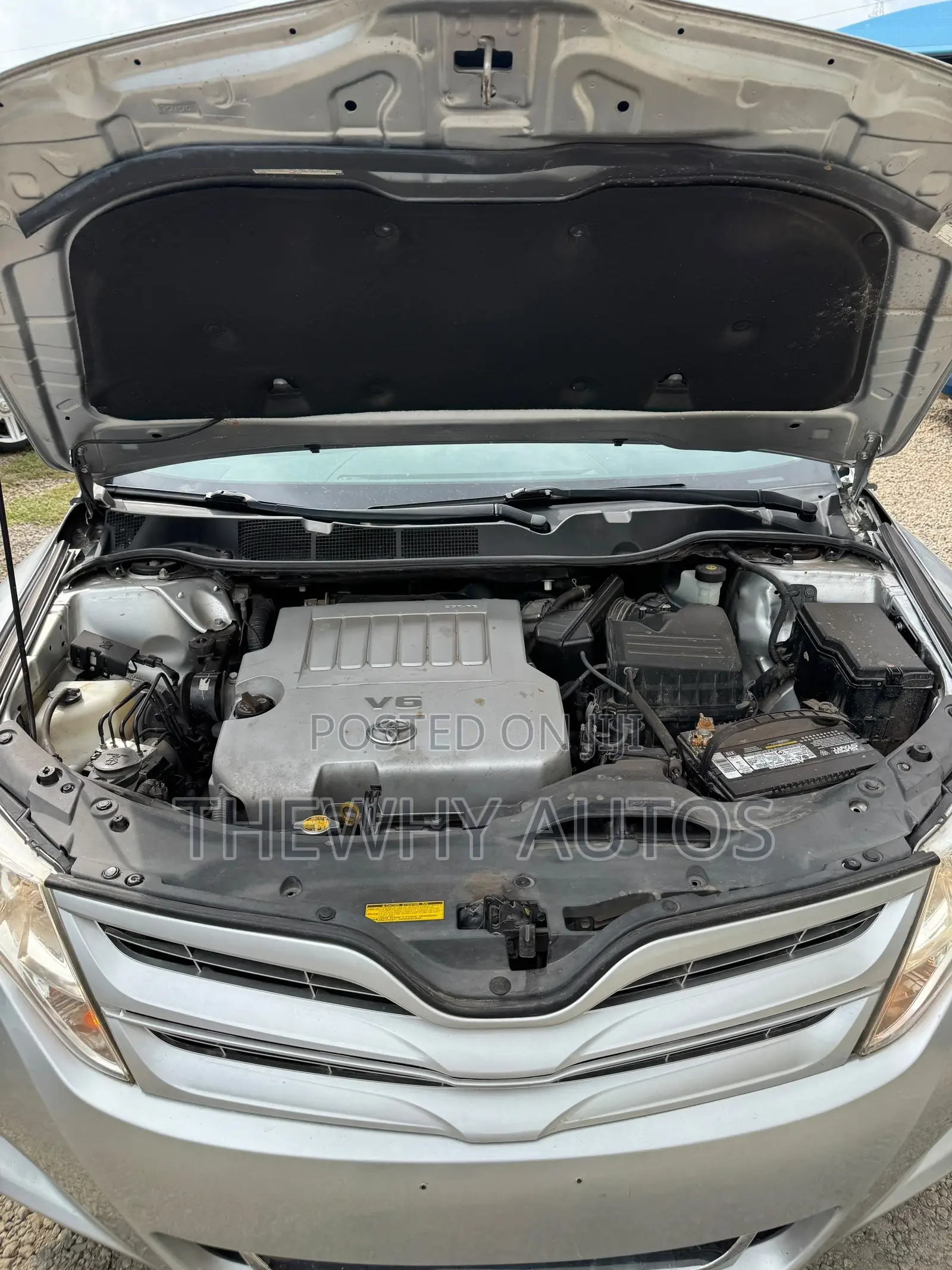 Toyota Venza V6 2010 Silver