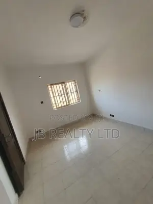 Mini Flat in Lekki Phase 1 for rent
