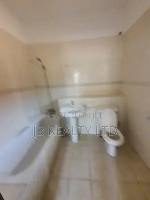 Mini Flat in Lekki Phase 1 for rent