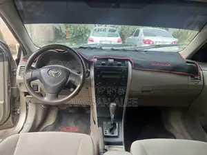 Toyota Corolla 2008 Gold