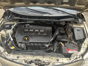 Toyota Corolla 2008 Gold