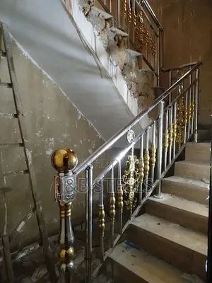 Stairs and Varanda Gold