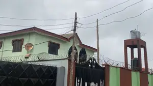 Furnished 3bdrm Block of Flats in Agbado for sale