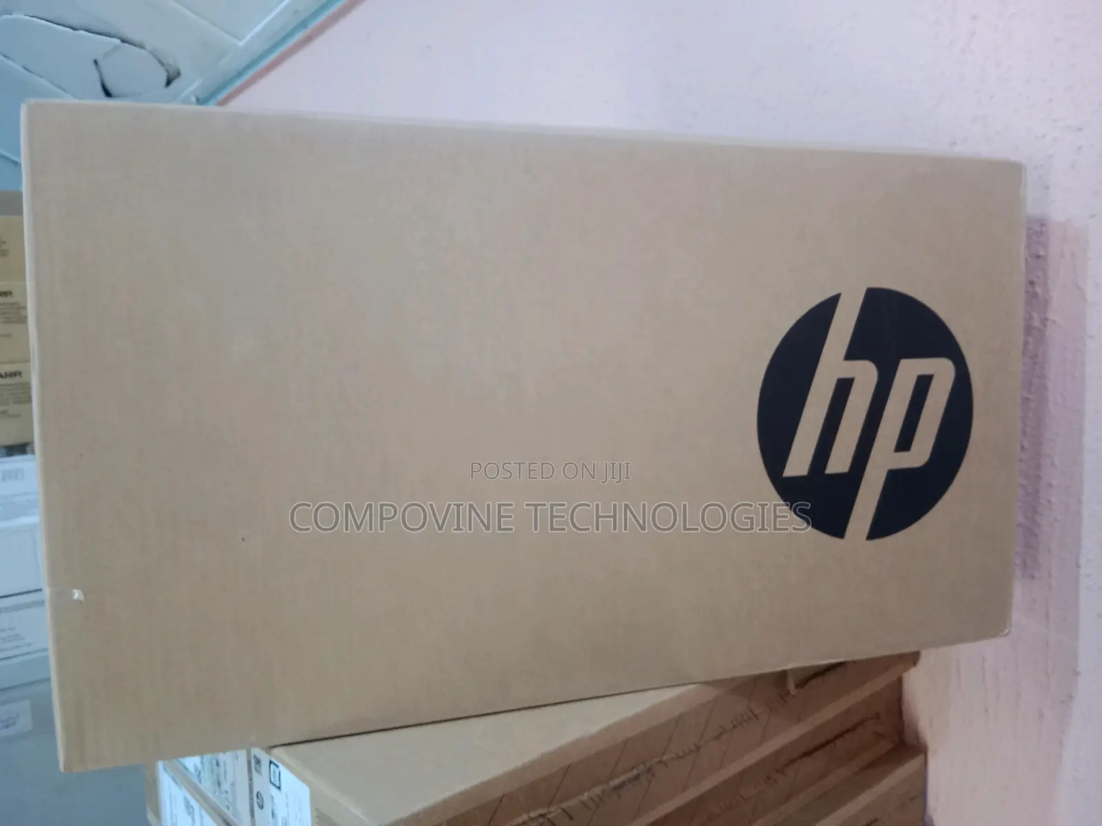 New Laptop HP 250 G10 8GB Intel Core i3 SSD 512GB