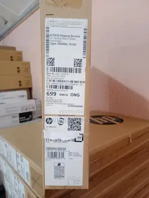 New Laptop HP 250 G10 8GB Intel Core i3 SSD 512GB