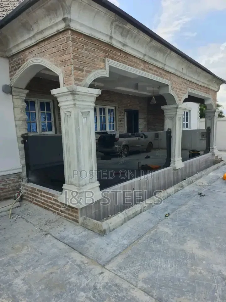 Grey 10m Glass