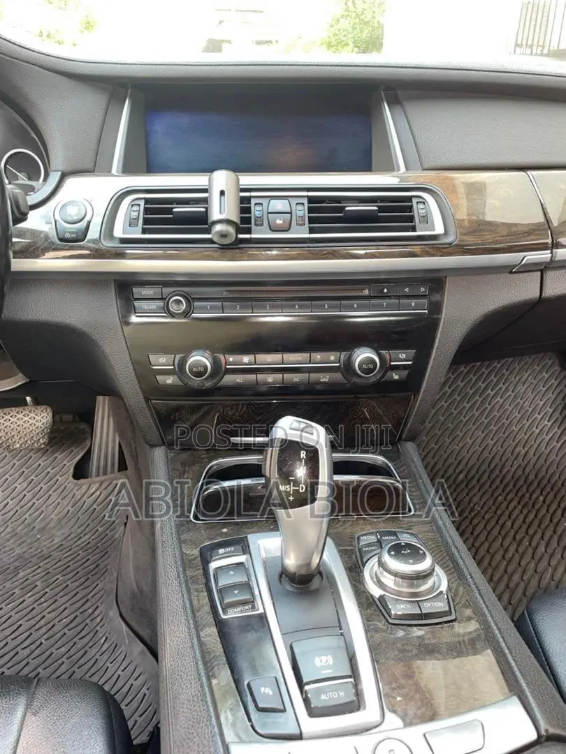BMW 740 2014 White