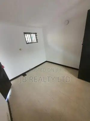 1bdrm Room & Parlour in Lekki Phase 1 for rent